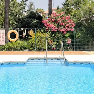 apartamento-puerto-sol-con-vistas-al-mar-y-piscina.1costadelsol.com/